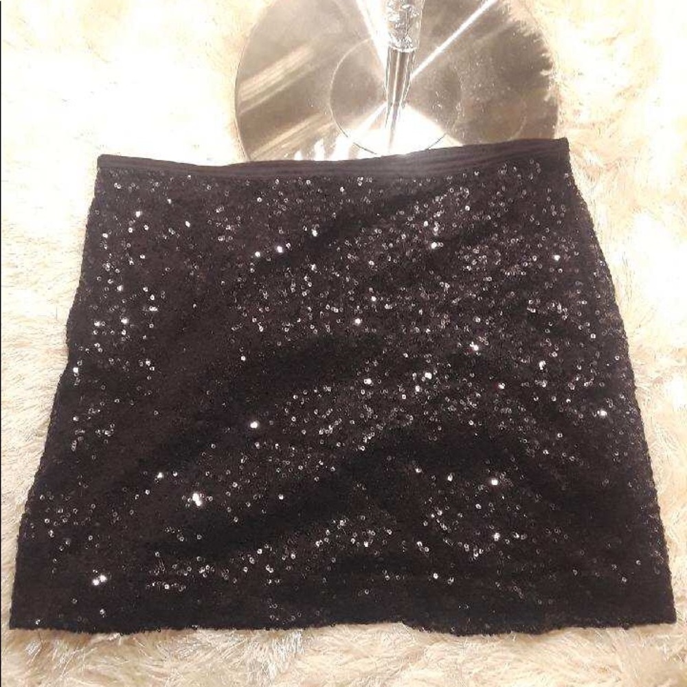 EXPRESS SKIRT